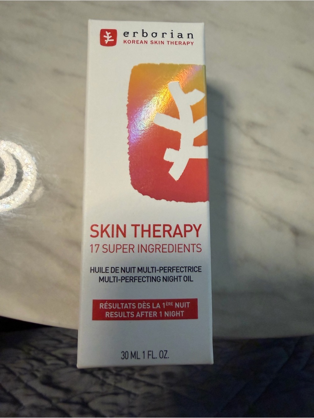 Erborian Skin Therapy Multi-Perfecting Night Oil - Orange/Red